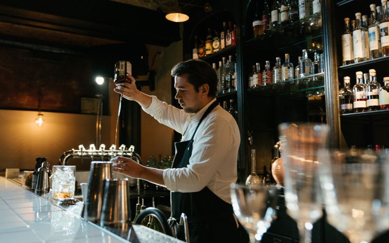 Award winning bartender making visually funky Halloween drinks Mississauga 2024