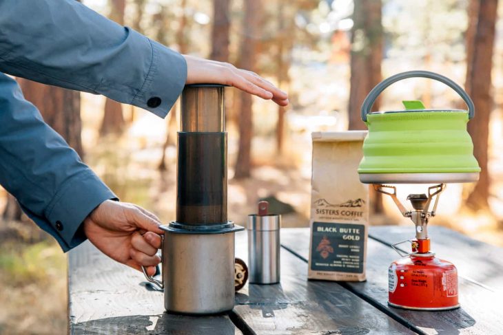 [portable coffee maker - One-Touch Brewing]
